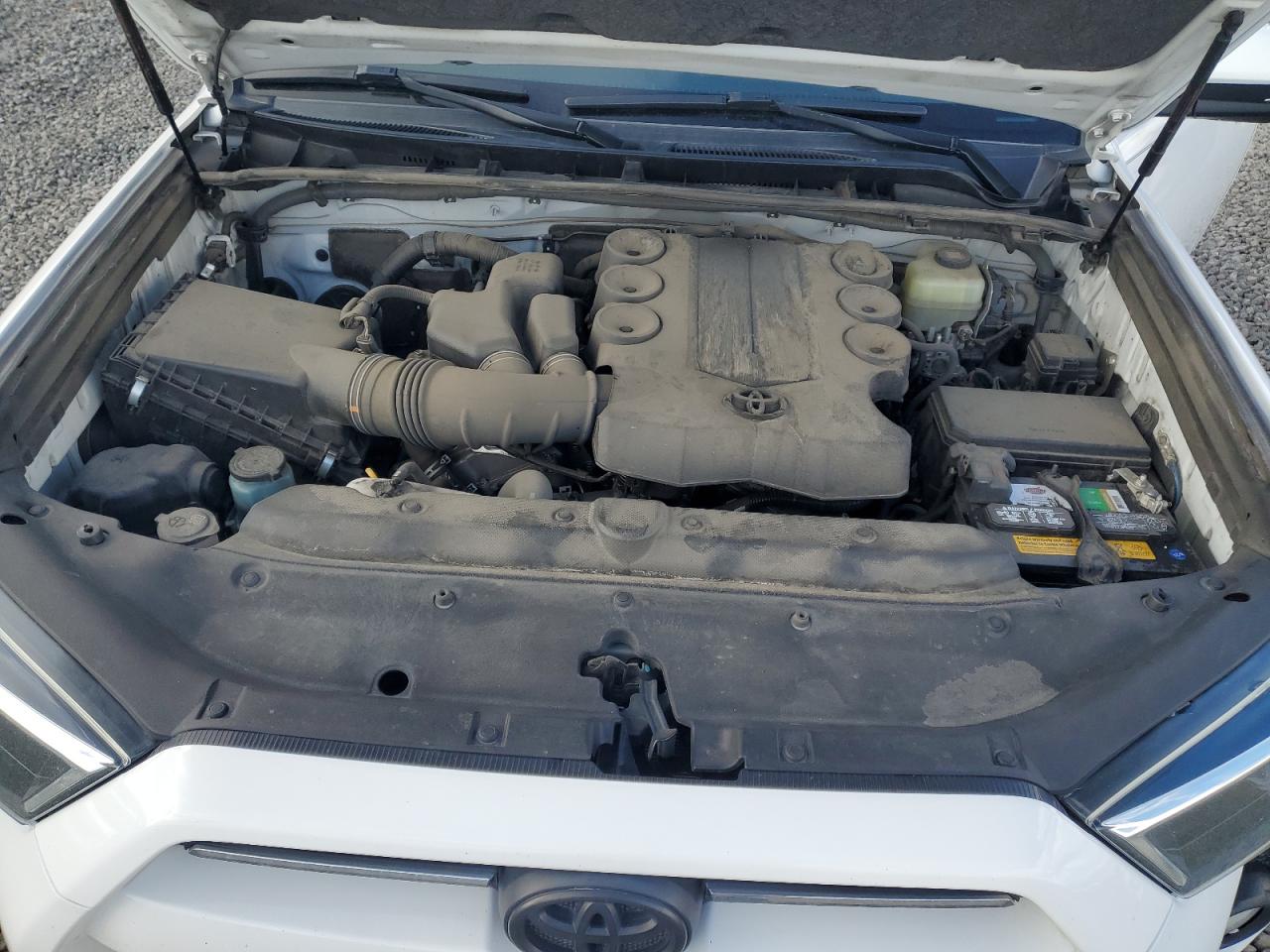 2020 Toyota 4Runner - Image 11