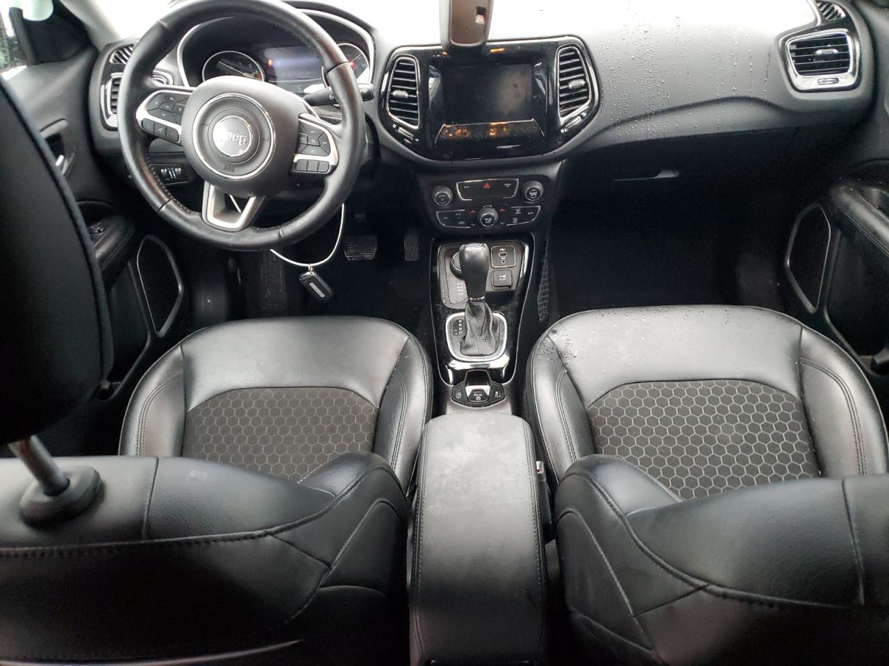 2021 Jeep Compass - Image 8