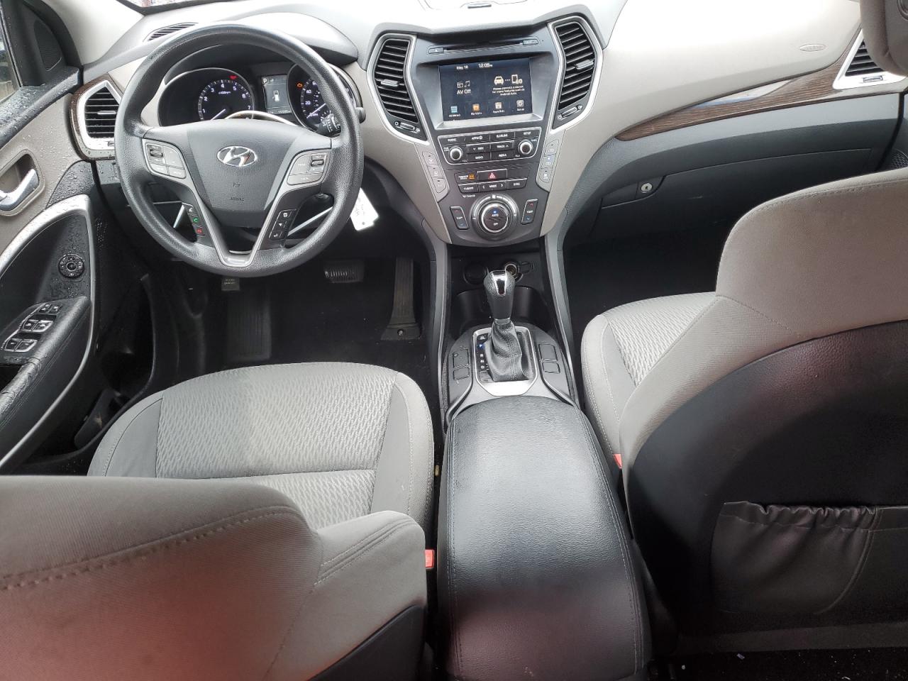 2017 Hyundai Santa Fe - Image 8