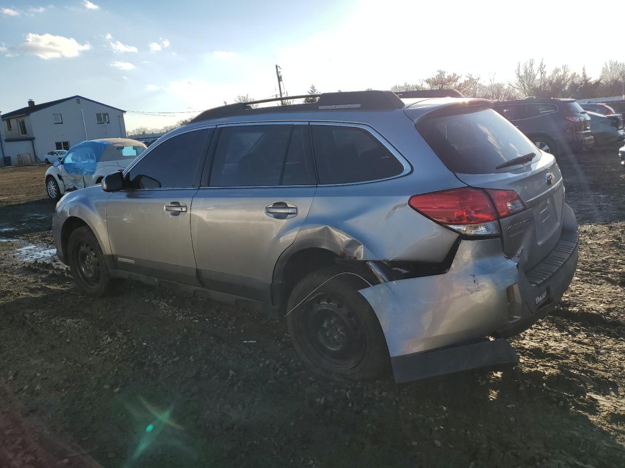 2010 Subaru Outback - Image 2