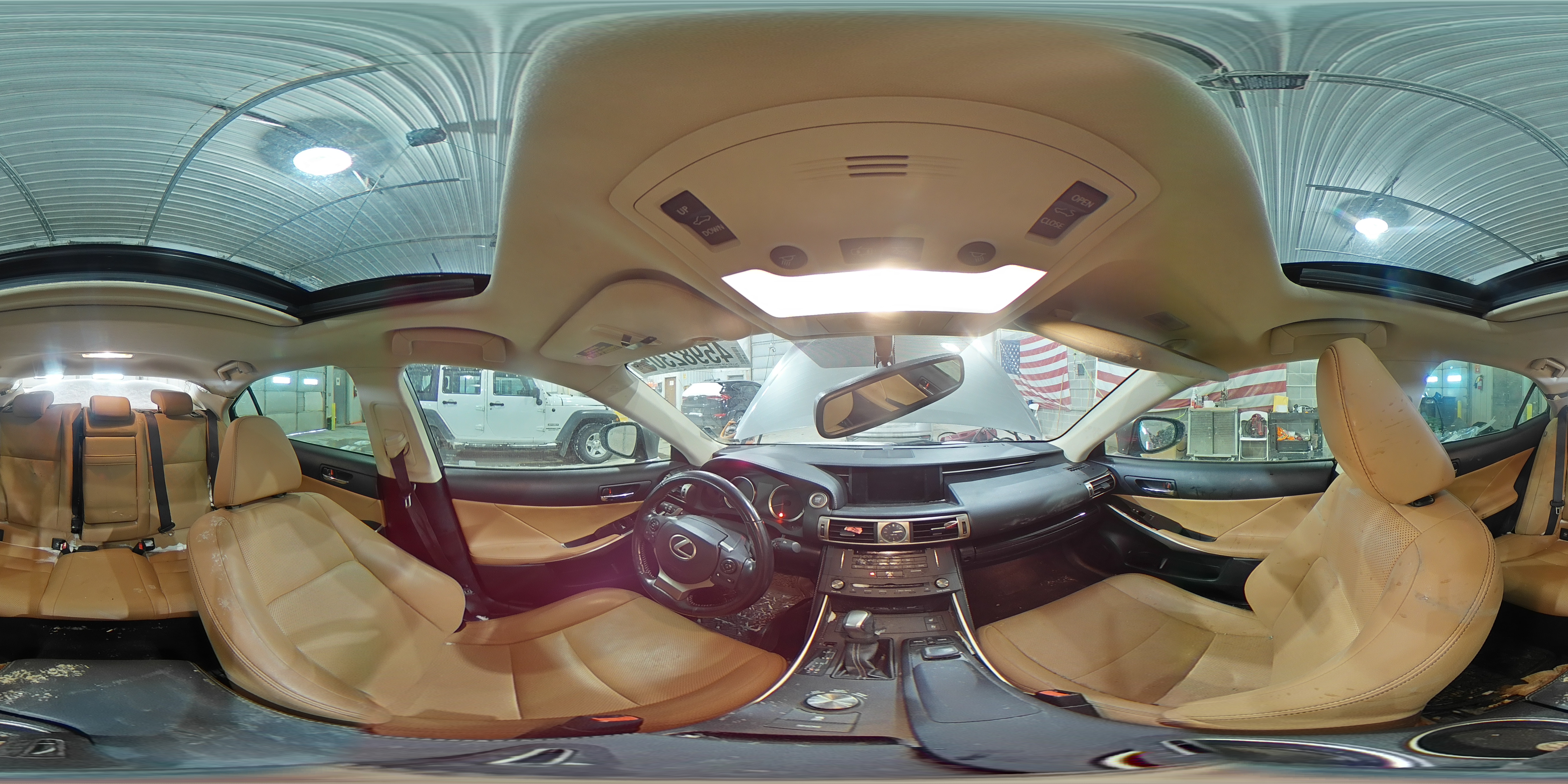 2016 Lexus IS - Image 13