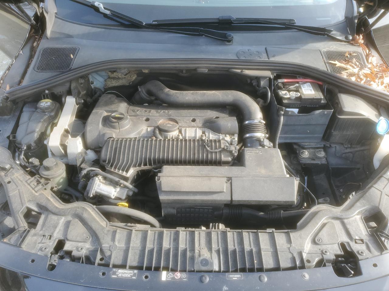 2016 Volvo S60 - Image 12