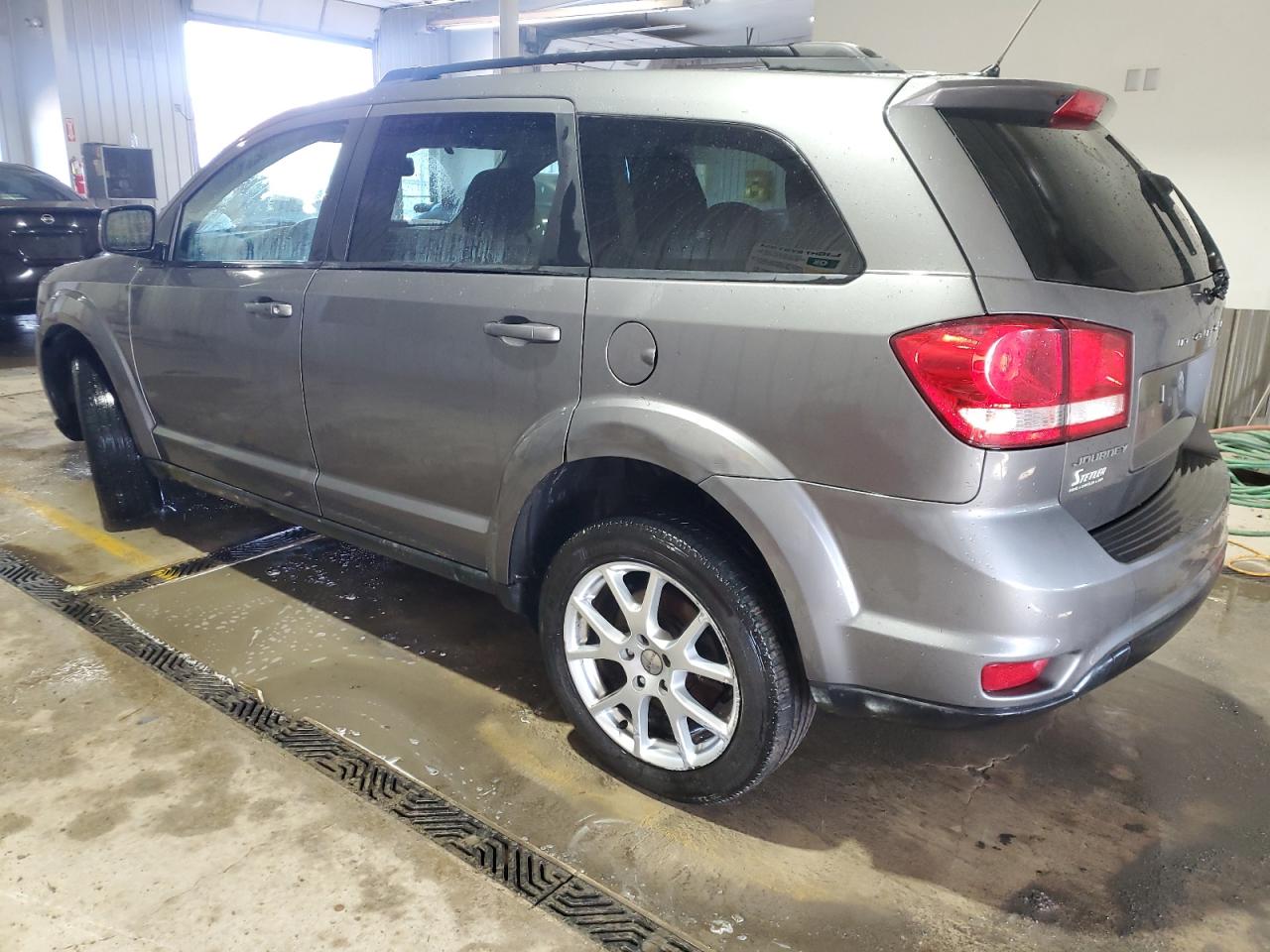 2013 Dodge Journey - Image 2