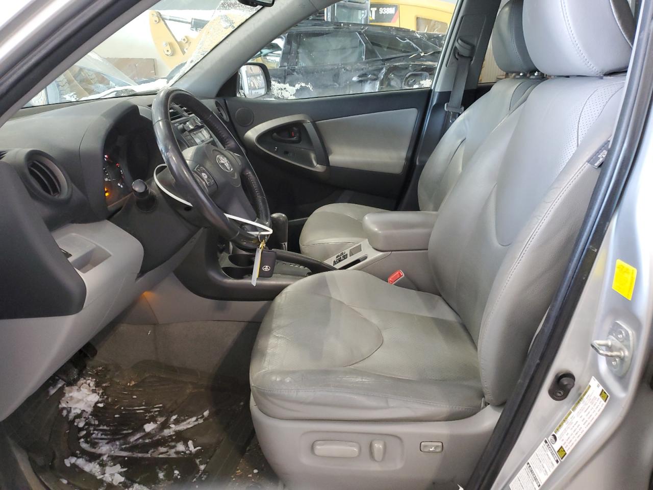 2011 Toyota RAV 4 - Image 7
