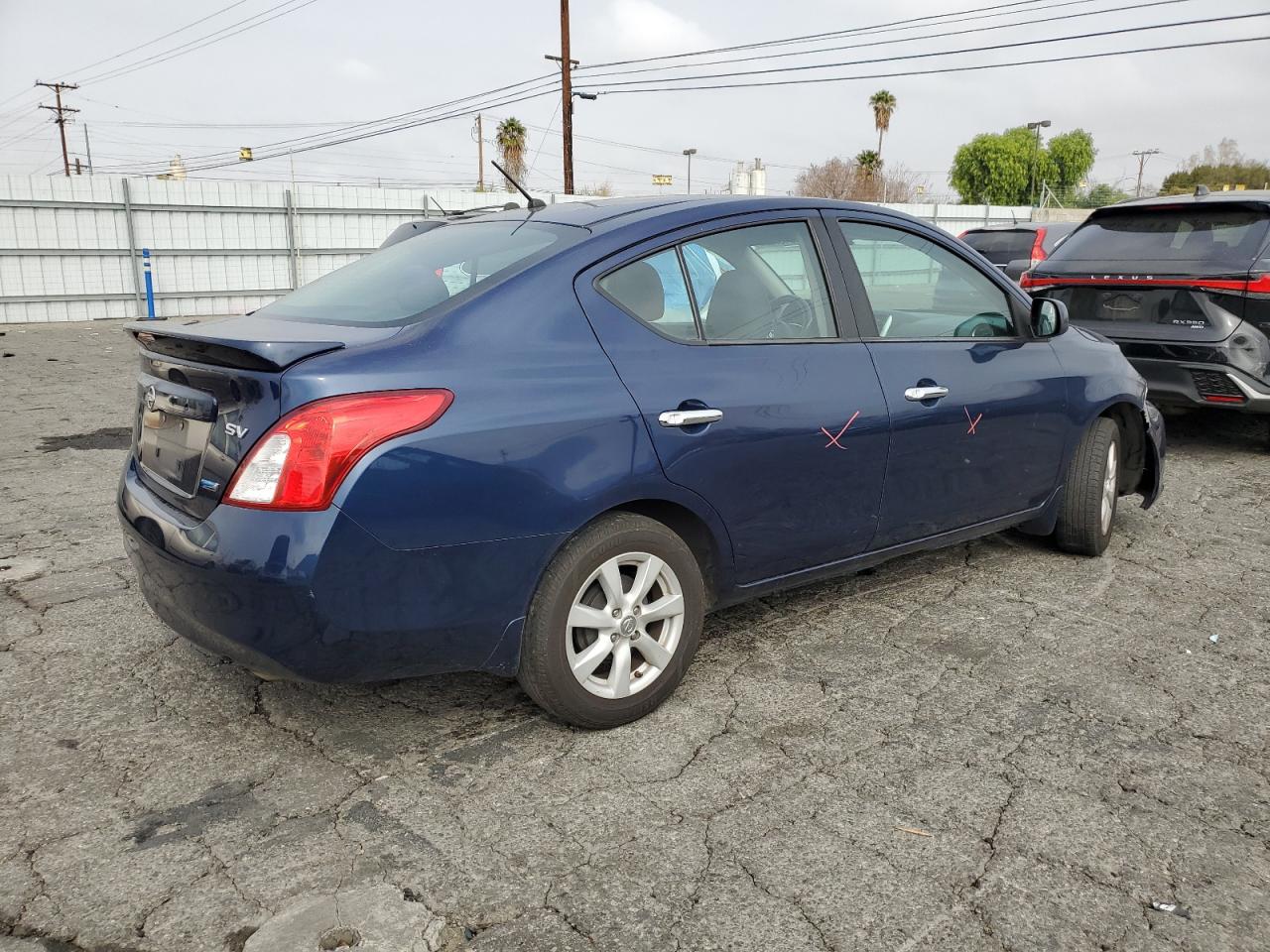 2014 Nissan Versa - Image 3