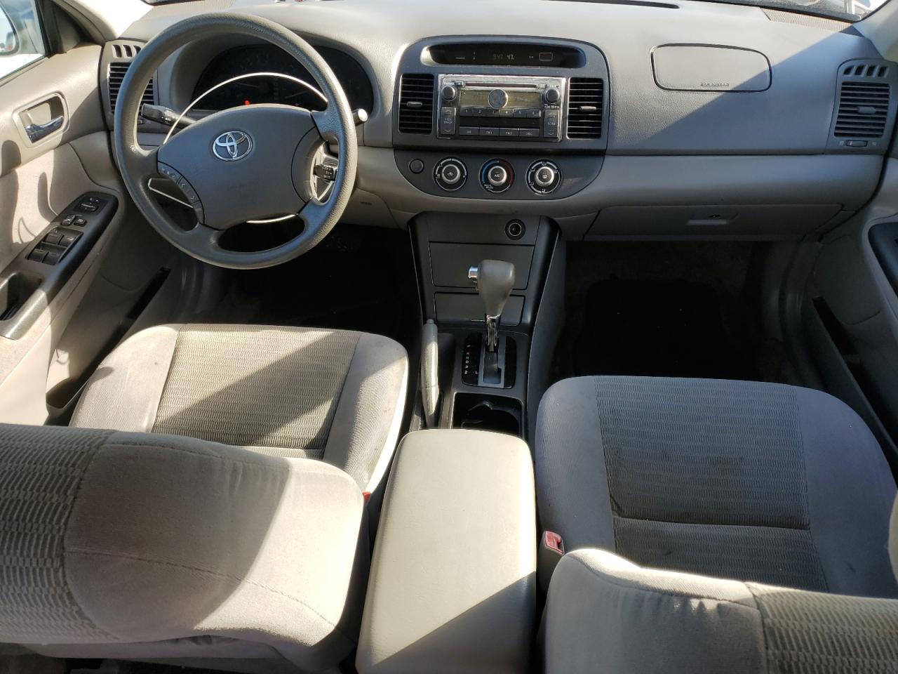 2006 Toyota Camry - Image 8