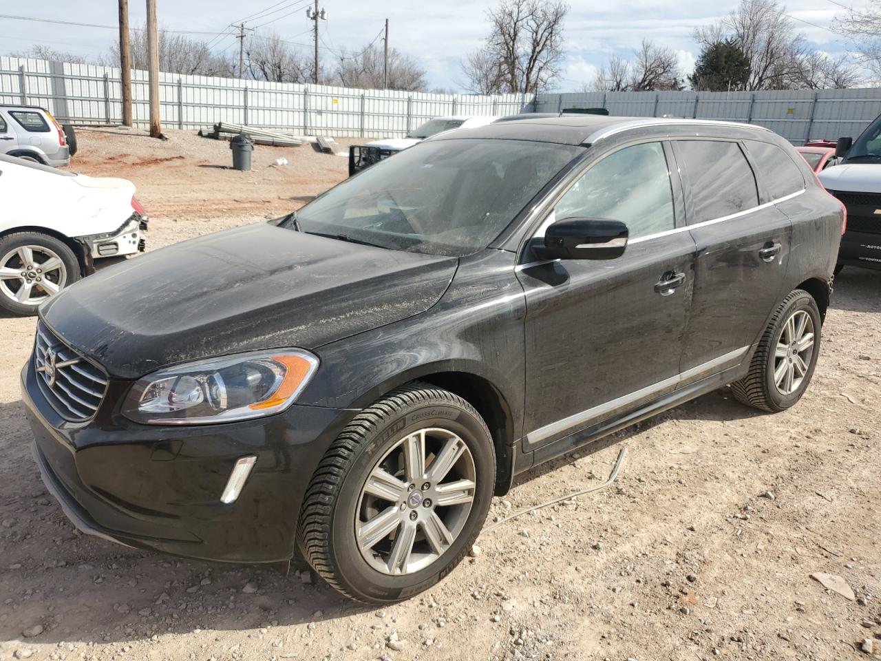 2017 Volvo XC60 - Image 1