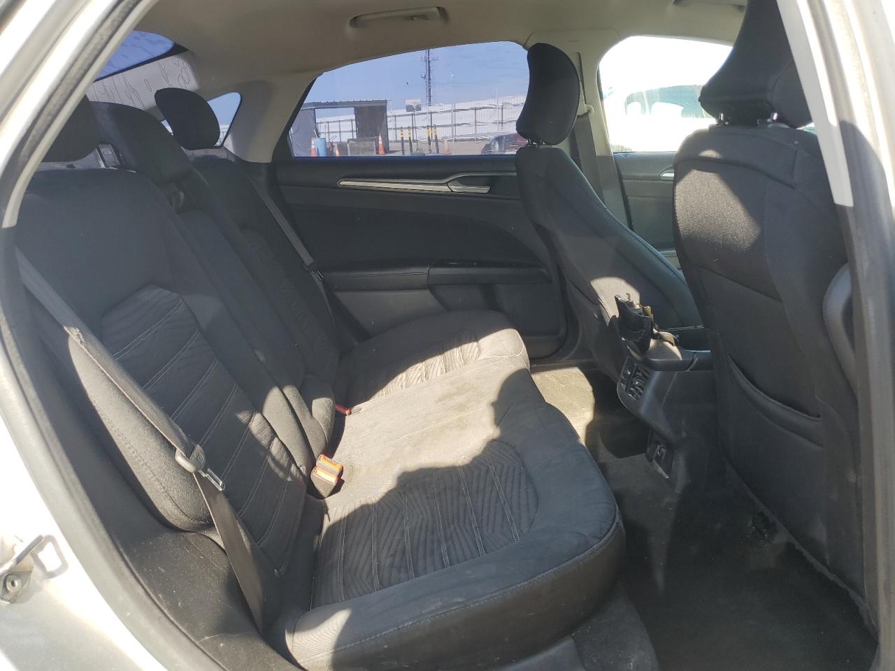 2016 Ford Fusion - Image 10
