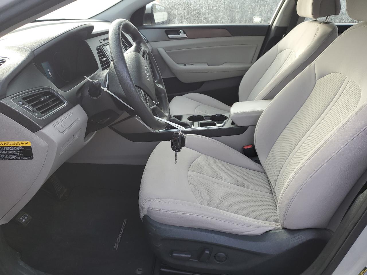 2015 Hyundai Sonata - Image 7