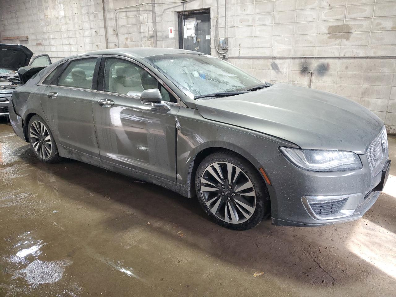 2017 Lincoln MKZ - Image 4