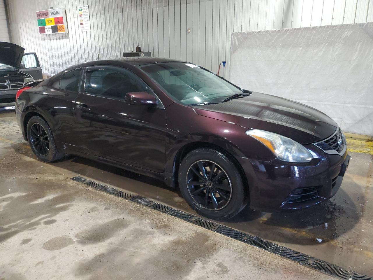 2011 Nissan Altima - Image 4