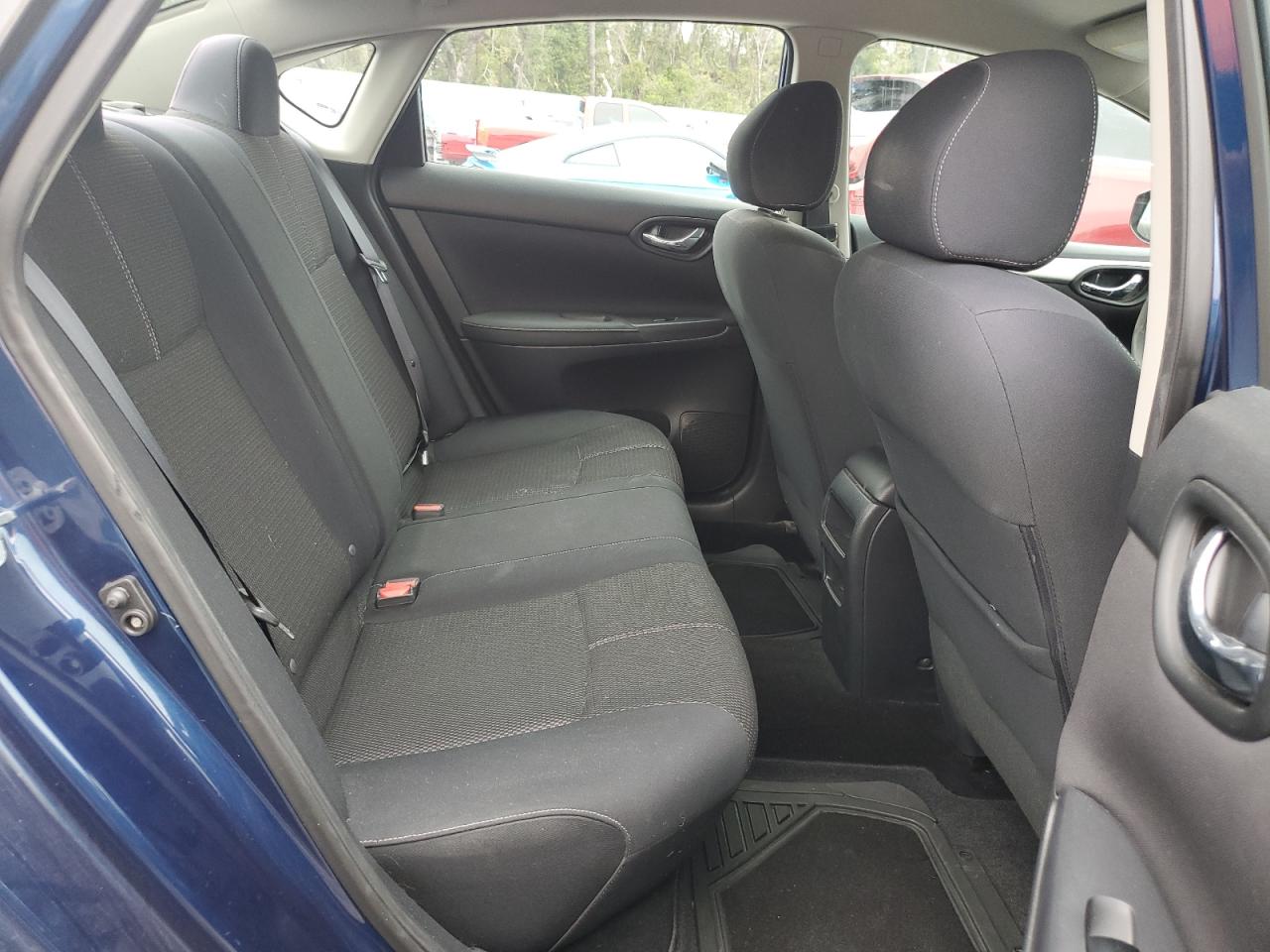 2017 Nissan Sentra - Image 10