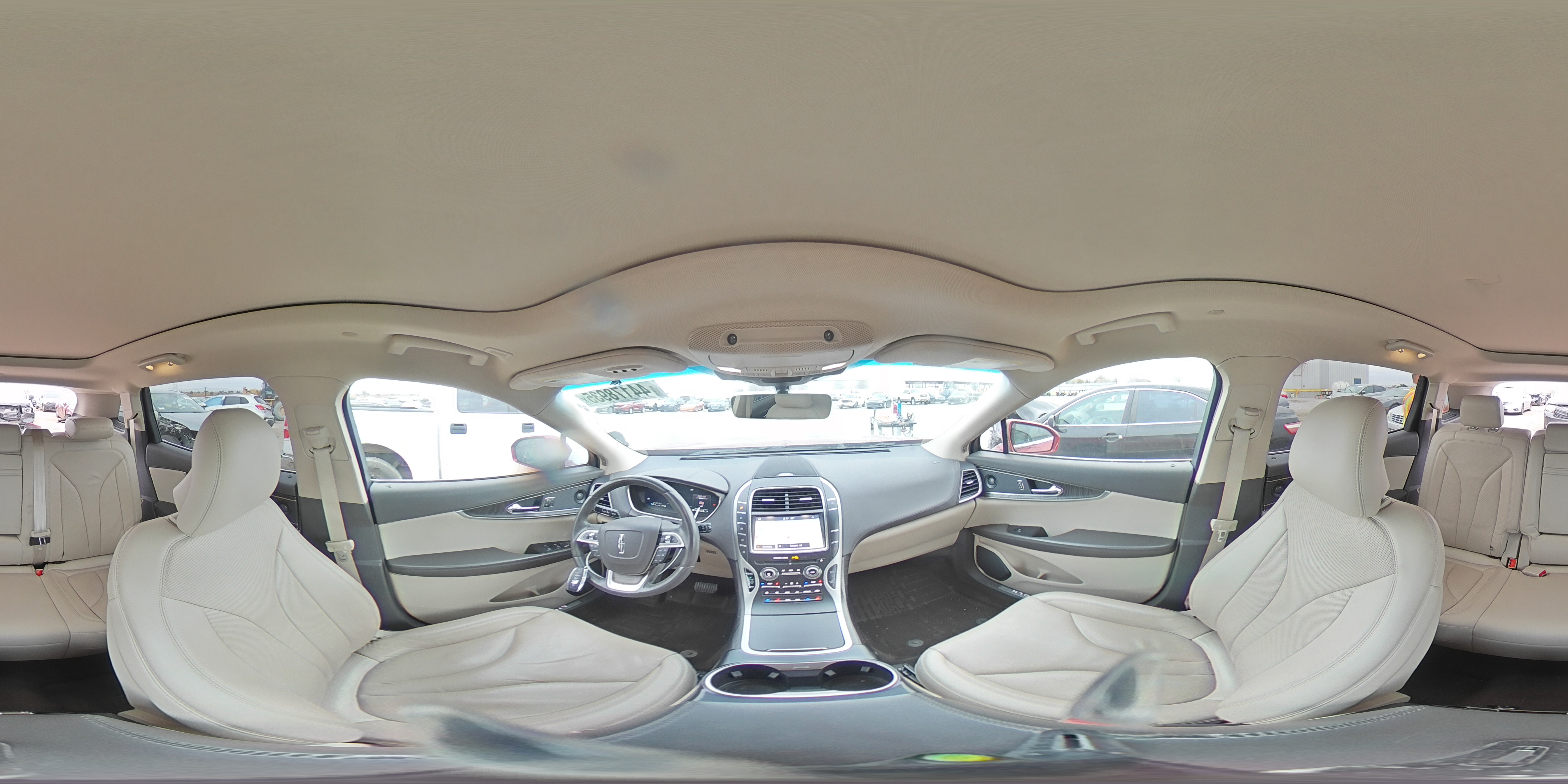 2019 Lincoln Nautilus - Image 13