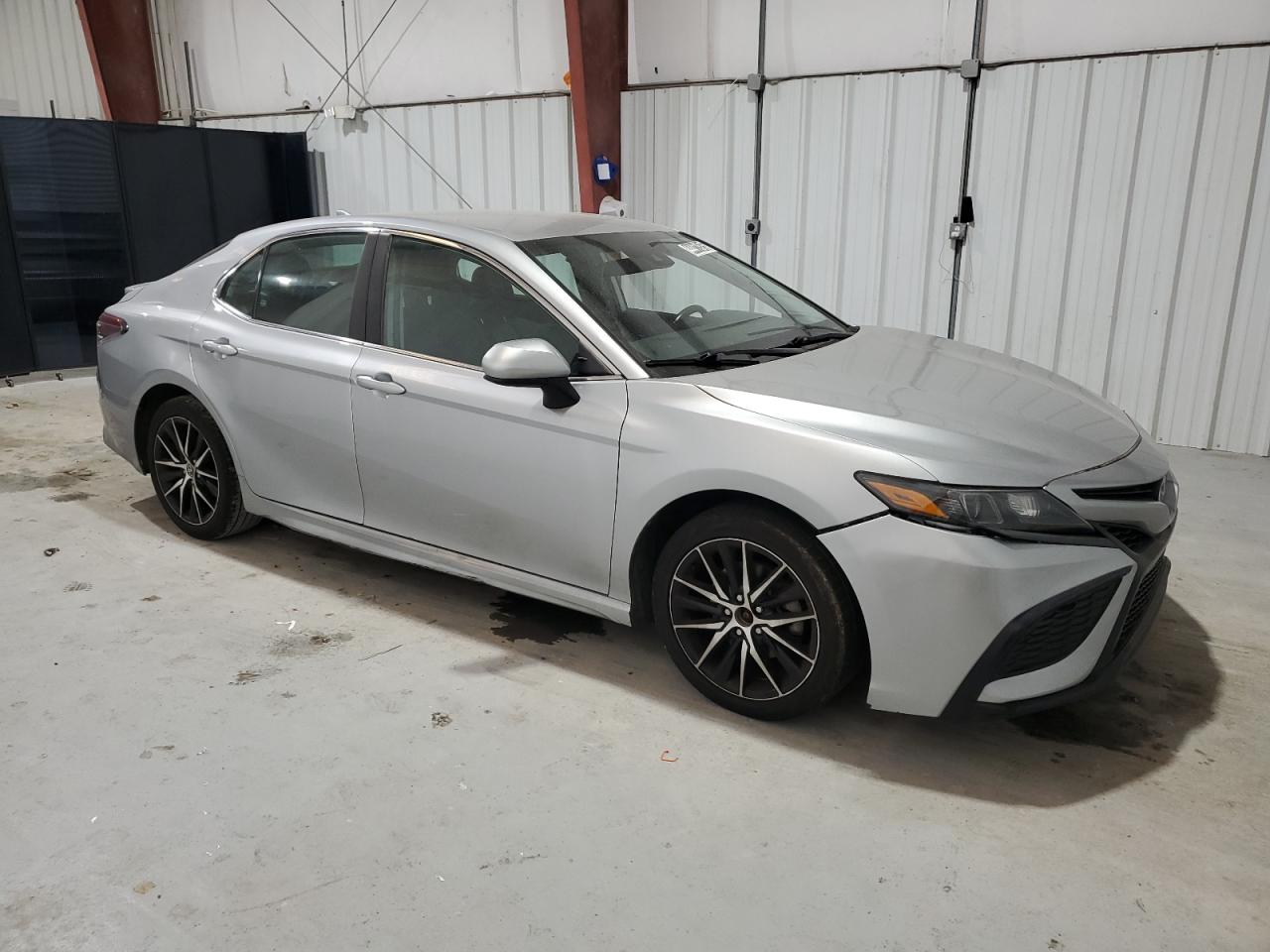 2021 Toyota Camry - Image 4