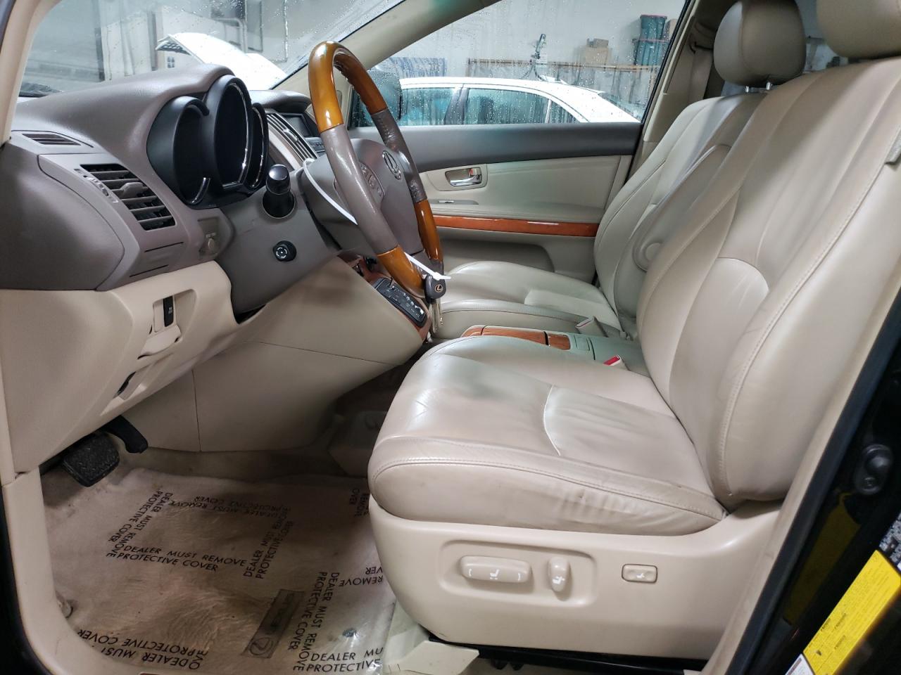 2005 Lexus RX - Image 7