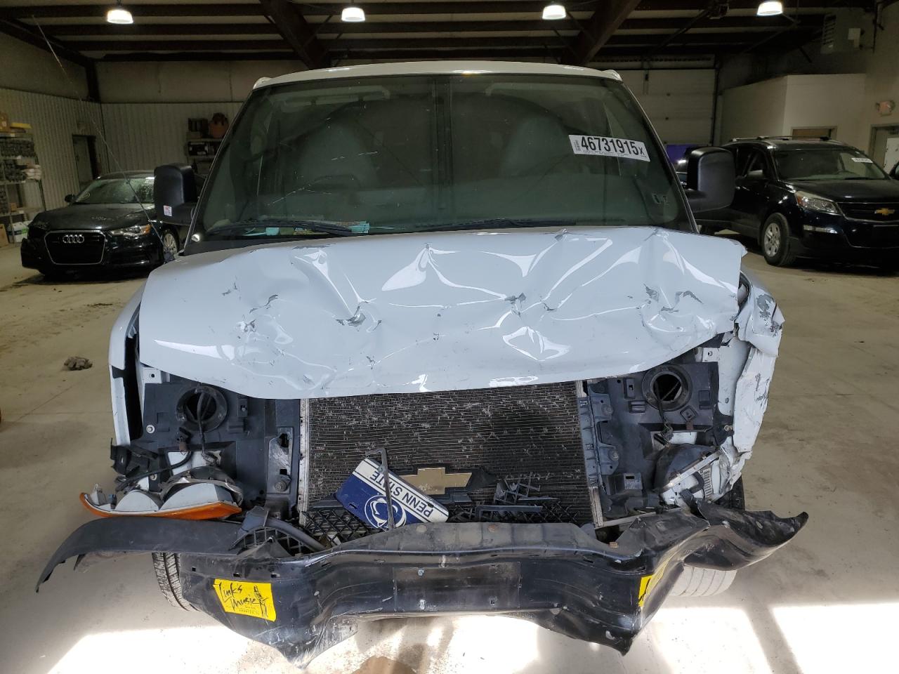 2014 Chevrolet Express - Image 5