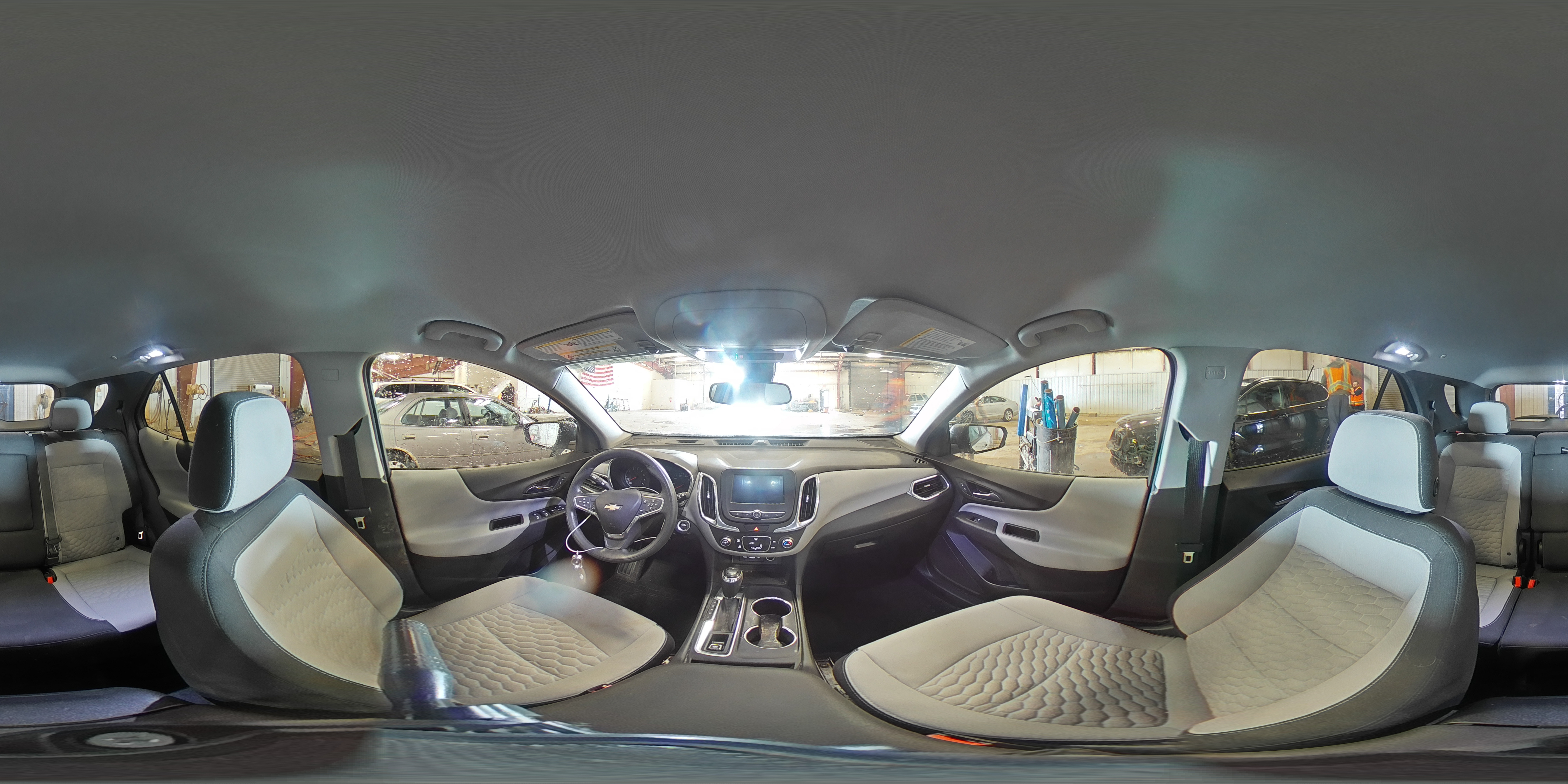 2020 Chevrolet Equinox - Image 15
