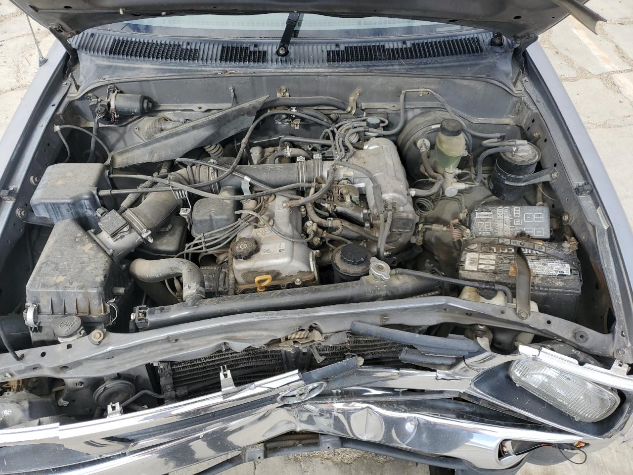 1996 Toyota Tacoma - Image 11