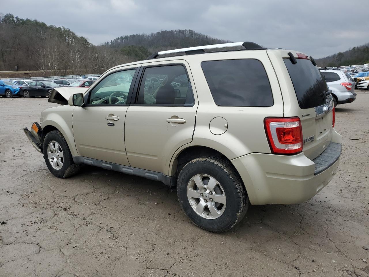 2010 Ford Escape - Image 2