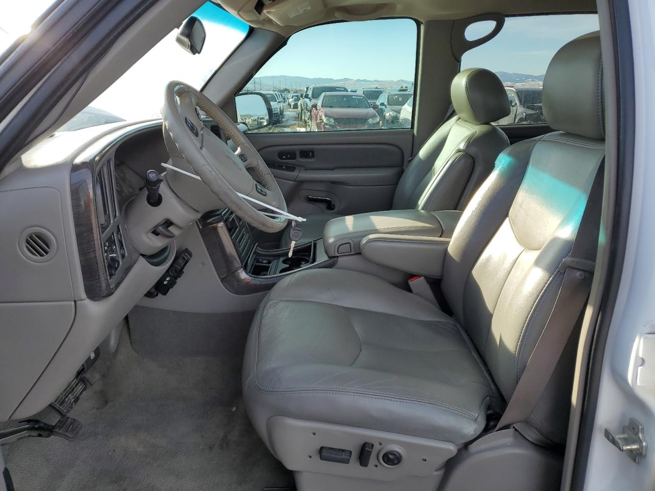 2006 GMC Sierra - Image 7