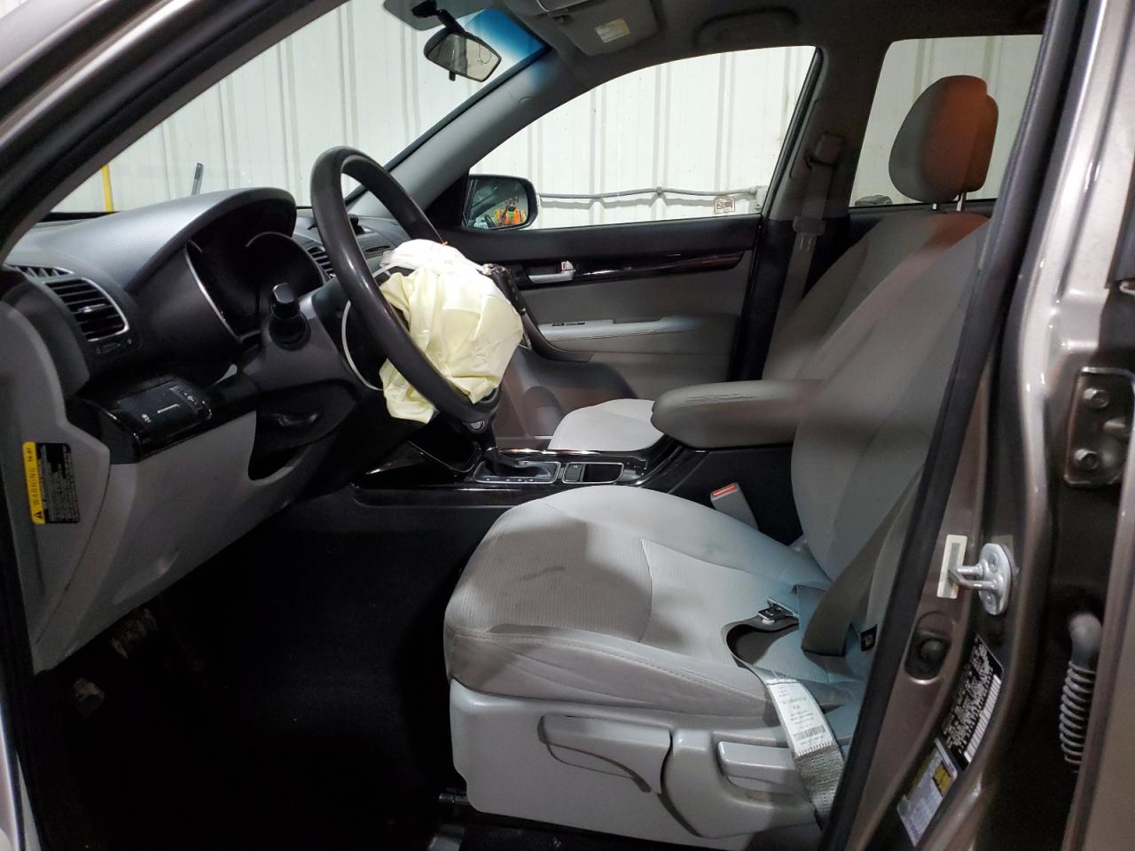 2015 Kia Sorento - Image 7