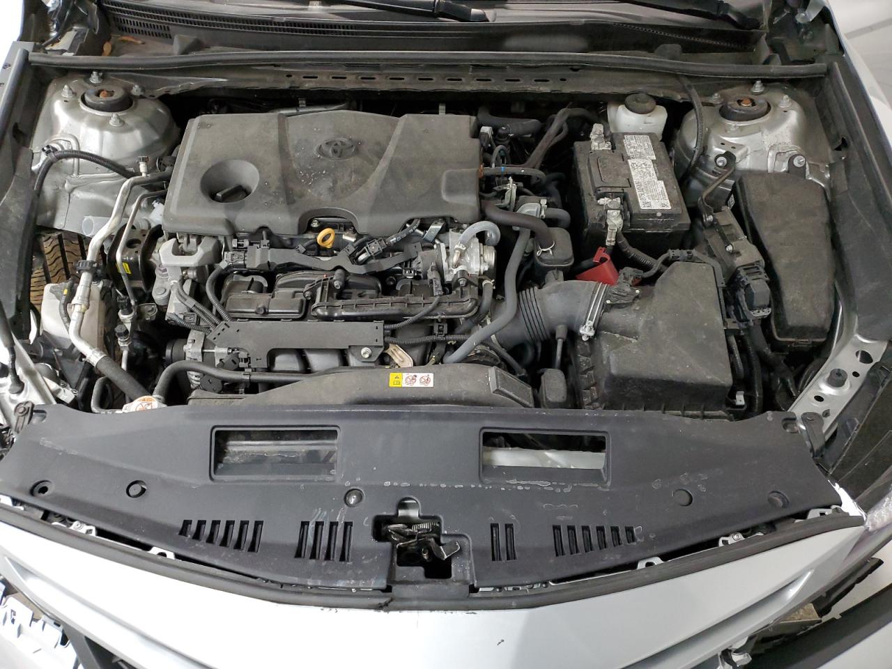 2023 Toyota Camry - Image 11