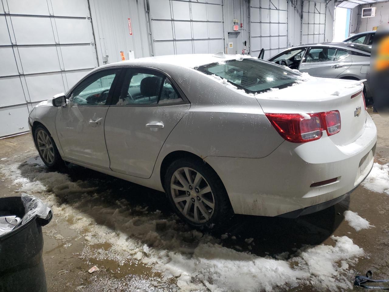 2014 Chevrolet Malibu - Image 2