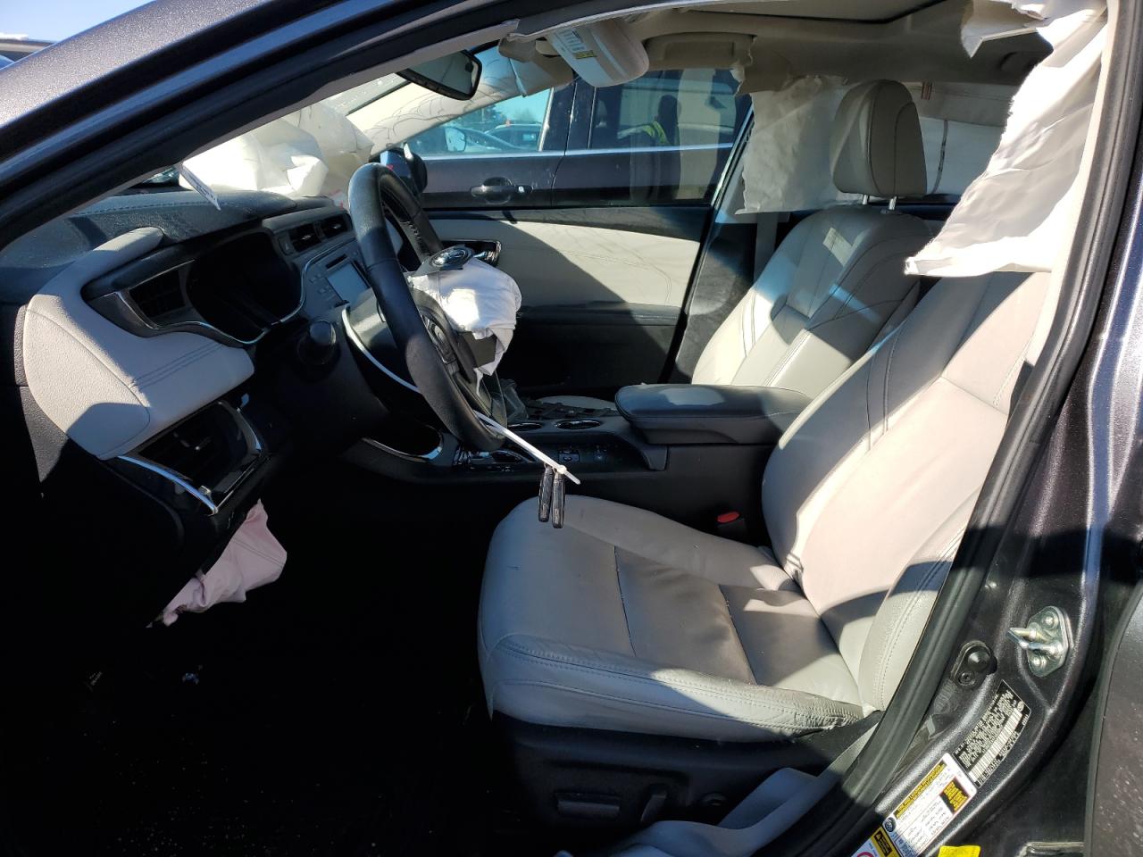 2015 Toyota Avalon - Image 7