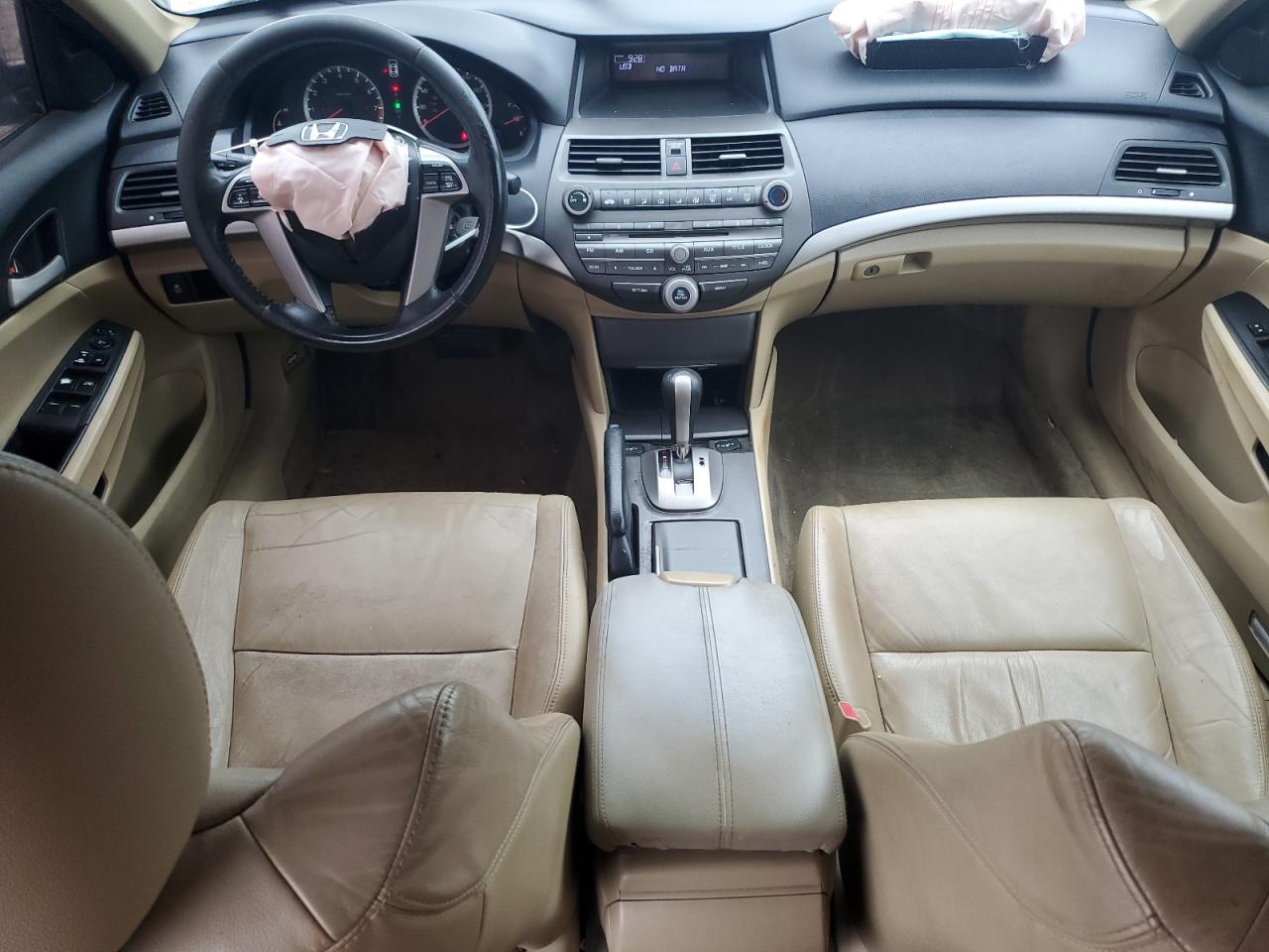 2012 Honda Accord - Image 8