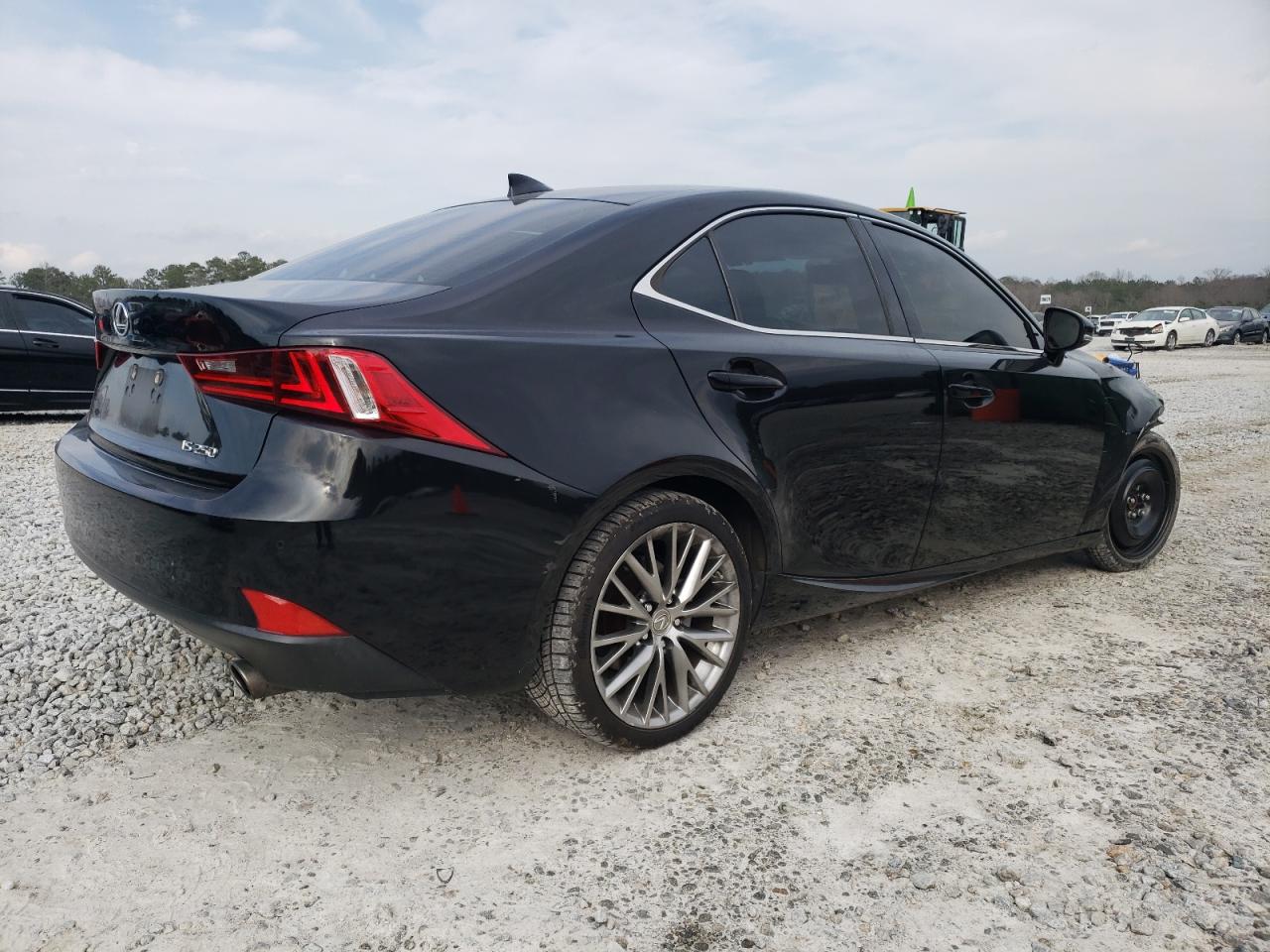 2015 Lexus IS - Image 3