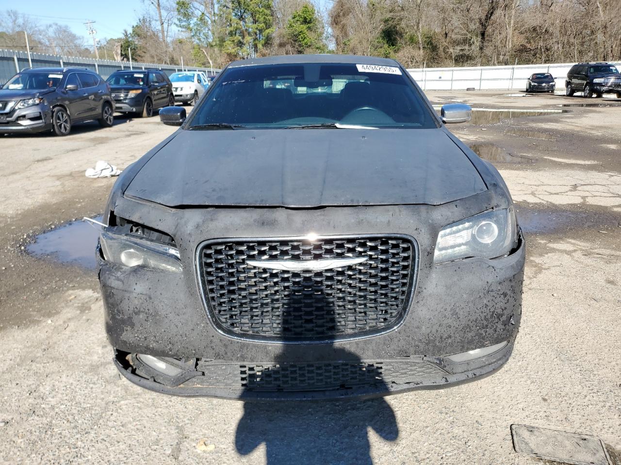 2015 Chrysler 300 - Image 5