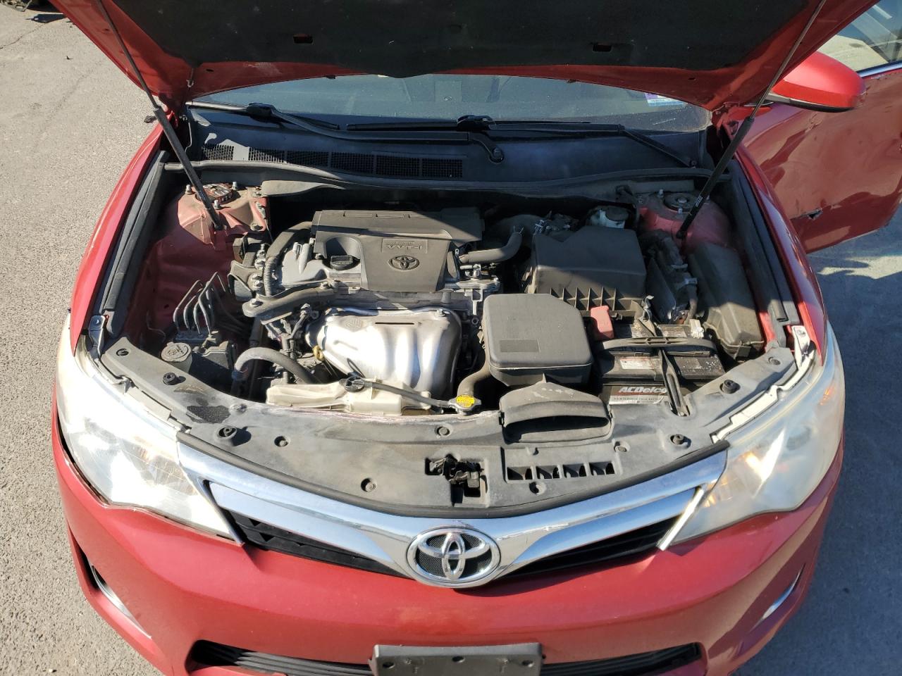 2014 Toyota Camry - Image 11