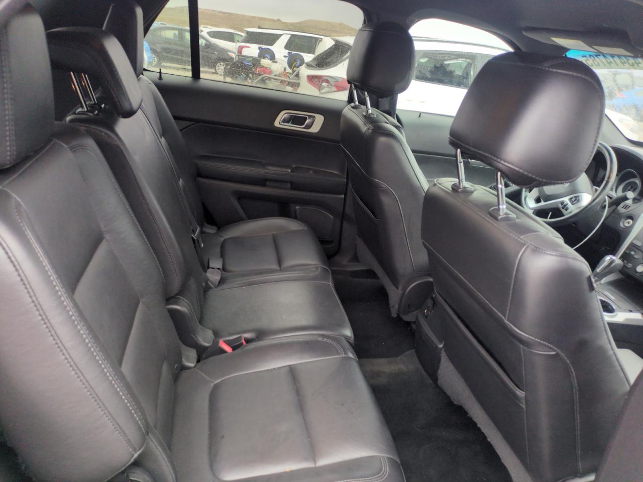 2015 Ford Explorer - Image 10