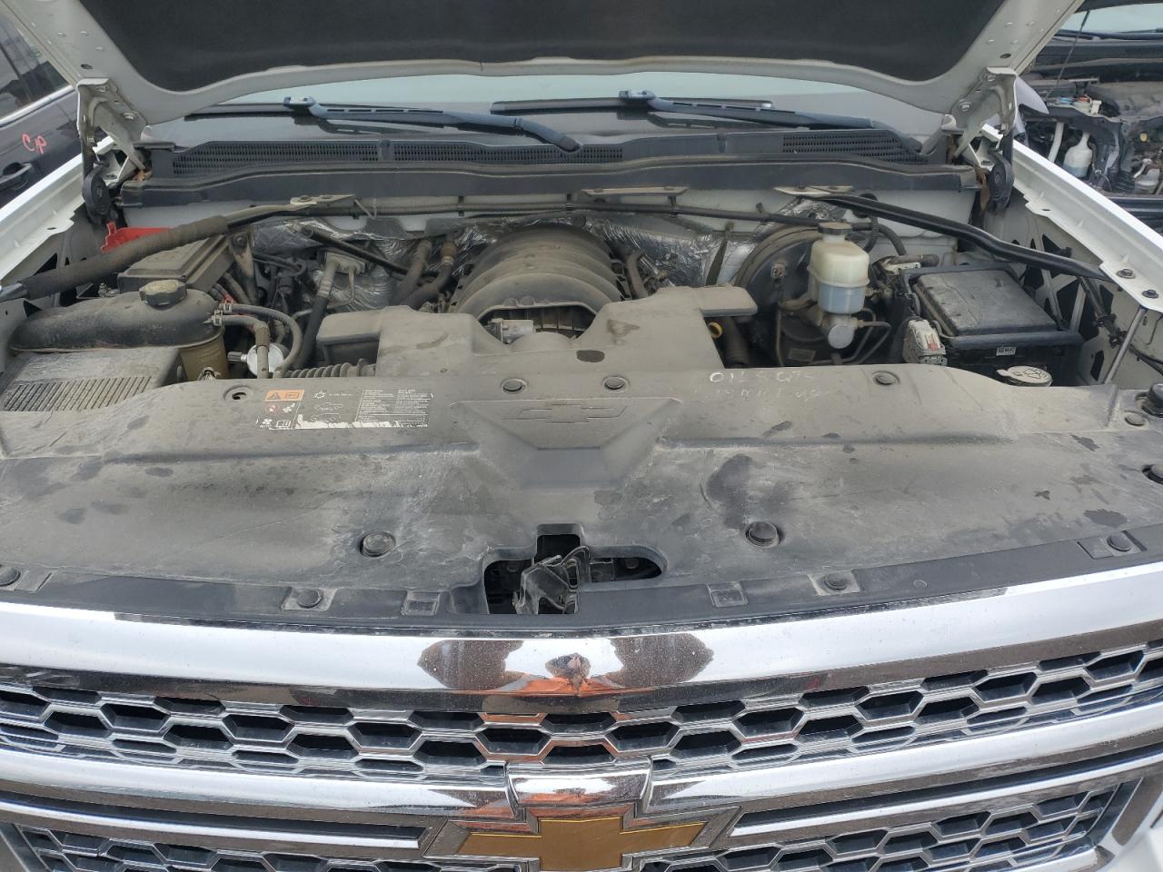 2015 Chevrolet Silverado - Image 11
