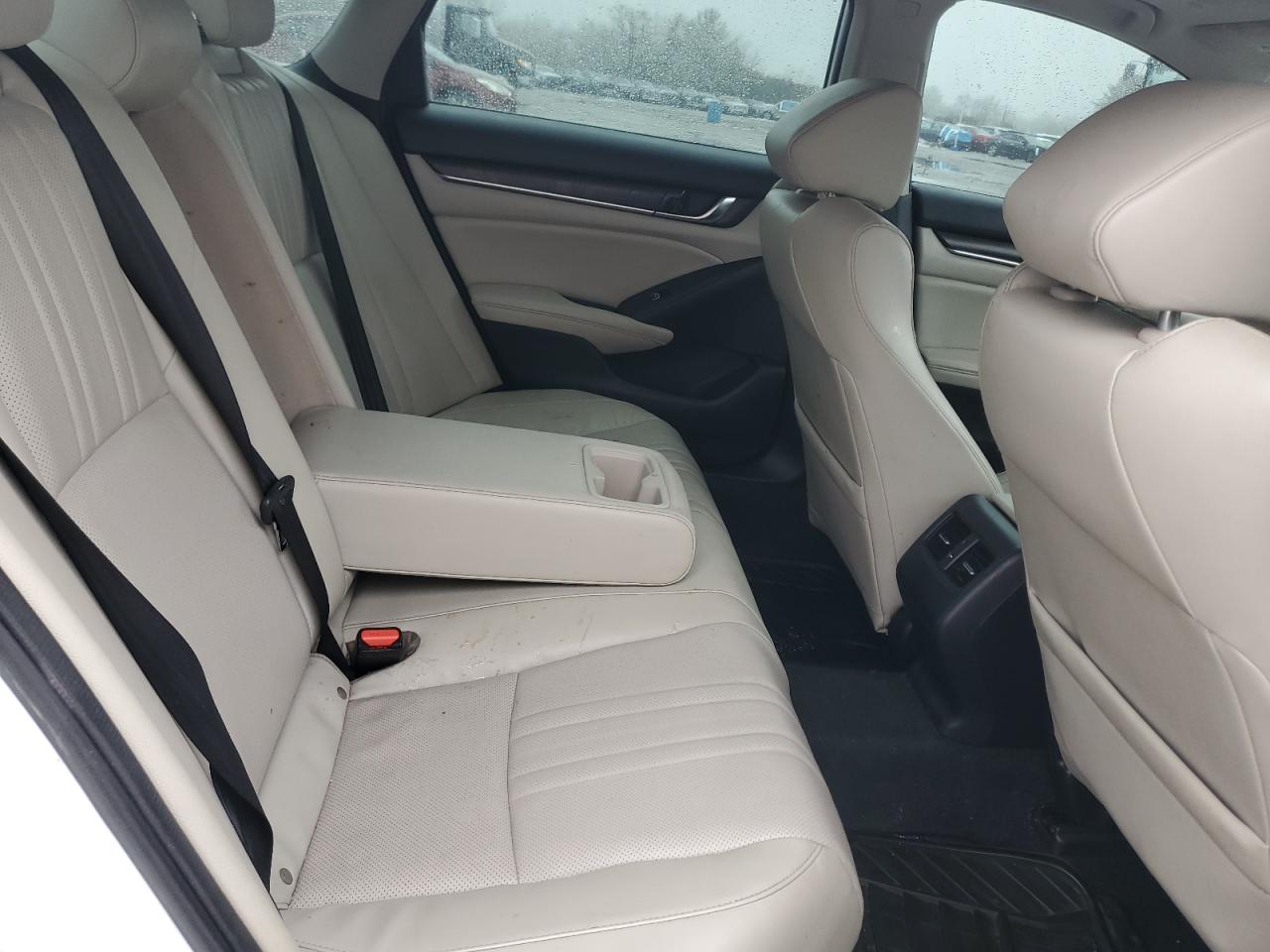 2018 Honda Accord - Image 10