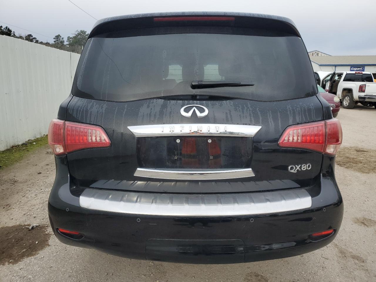 2016 Infiniti QX80 - Image 6