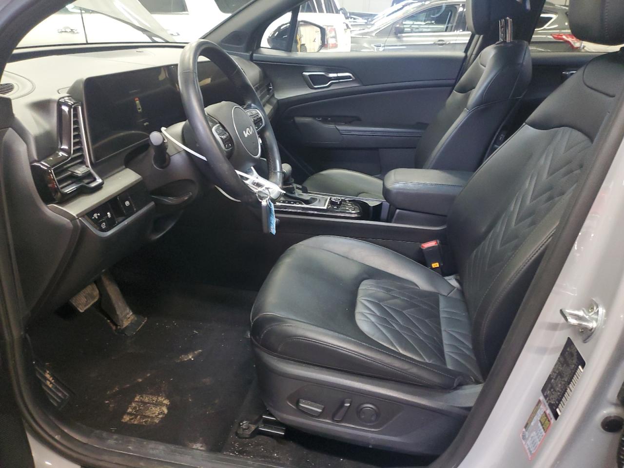 2023 Kia Sportage - Image 7
