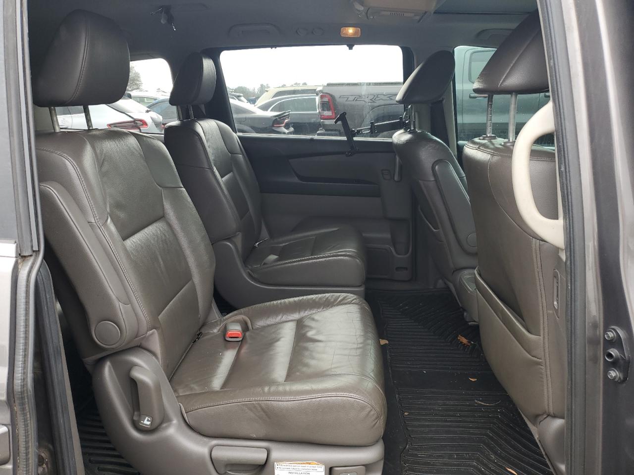 2012 Honda Odyssey - Image 11