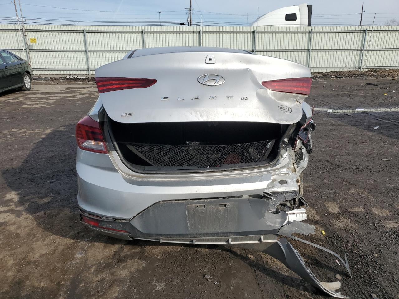 2020 Hyundai Elantra - Image 6
