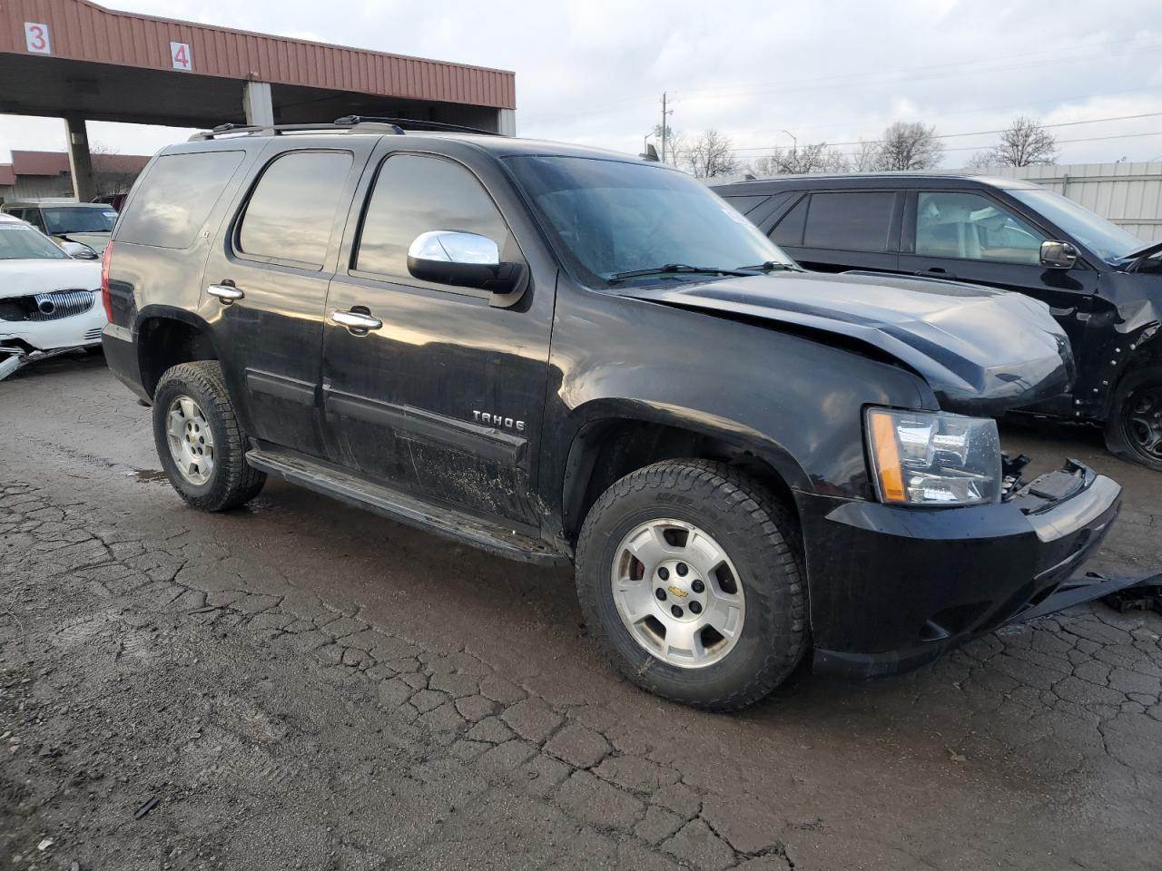 2011 Chevrolet Tahoe - Image 4