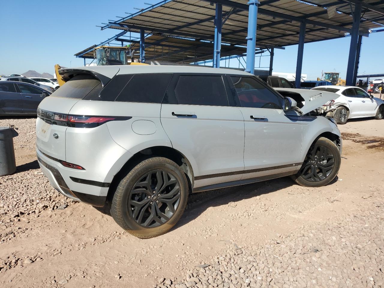 2020 Land Rover Range Rover - Image 3