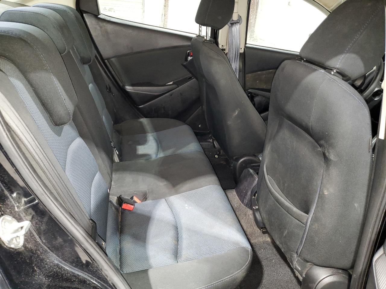 2017 Toyota Yaris - Image 10