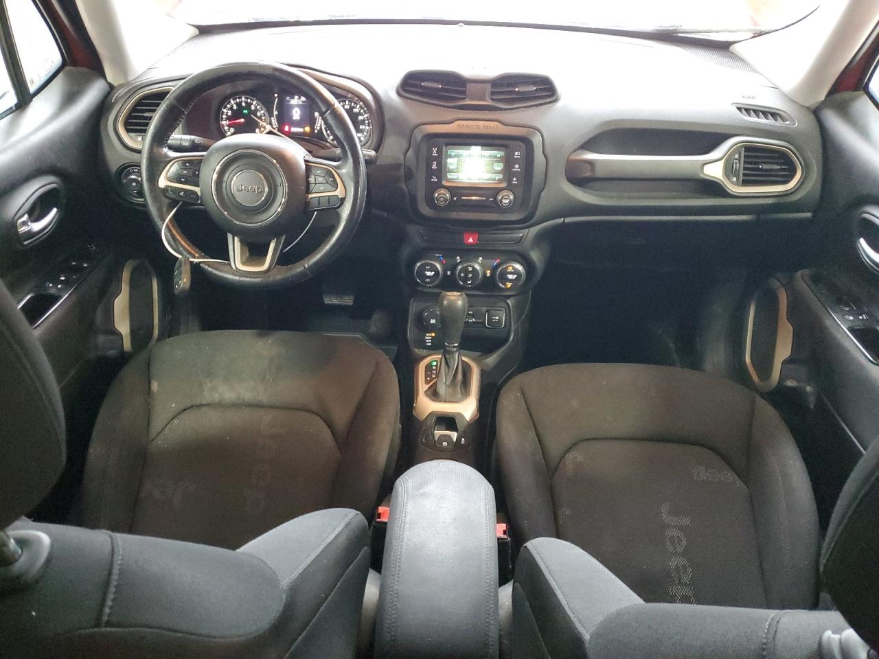 2015 Jeep Renegade - Image 8
