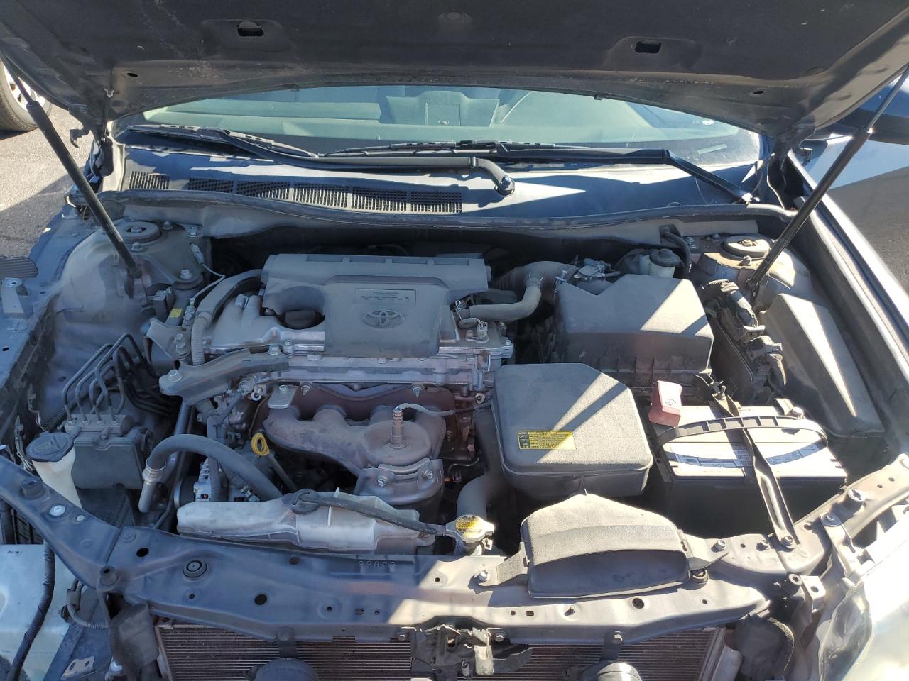 2012 Toyota Camry - Image 11