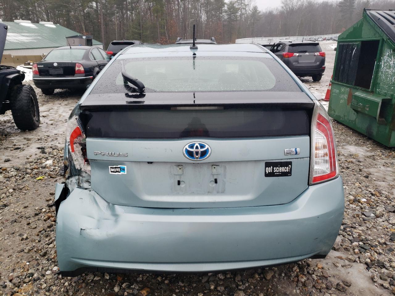 2013 Toyota Prius - Image 6