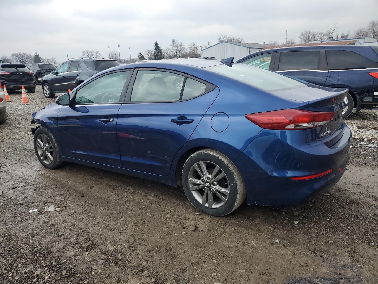 2017 Hyundai Elantra - Image 2