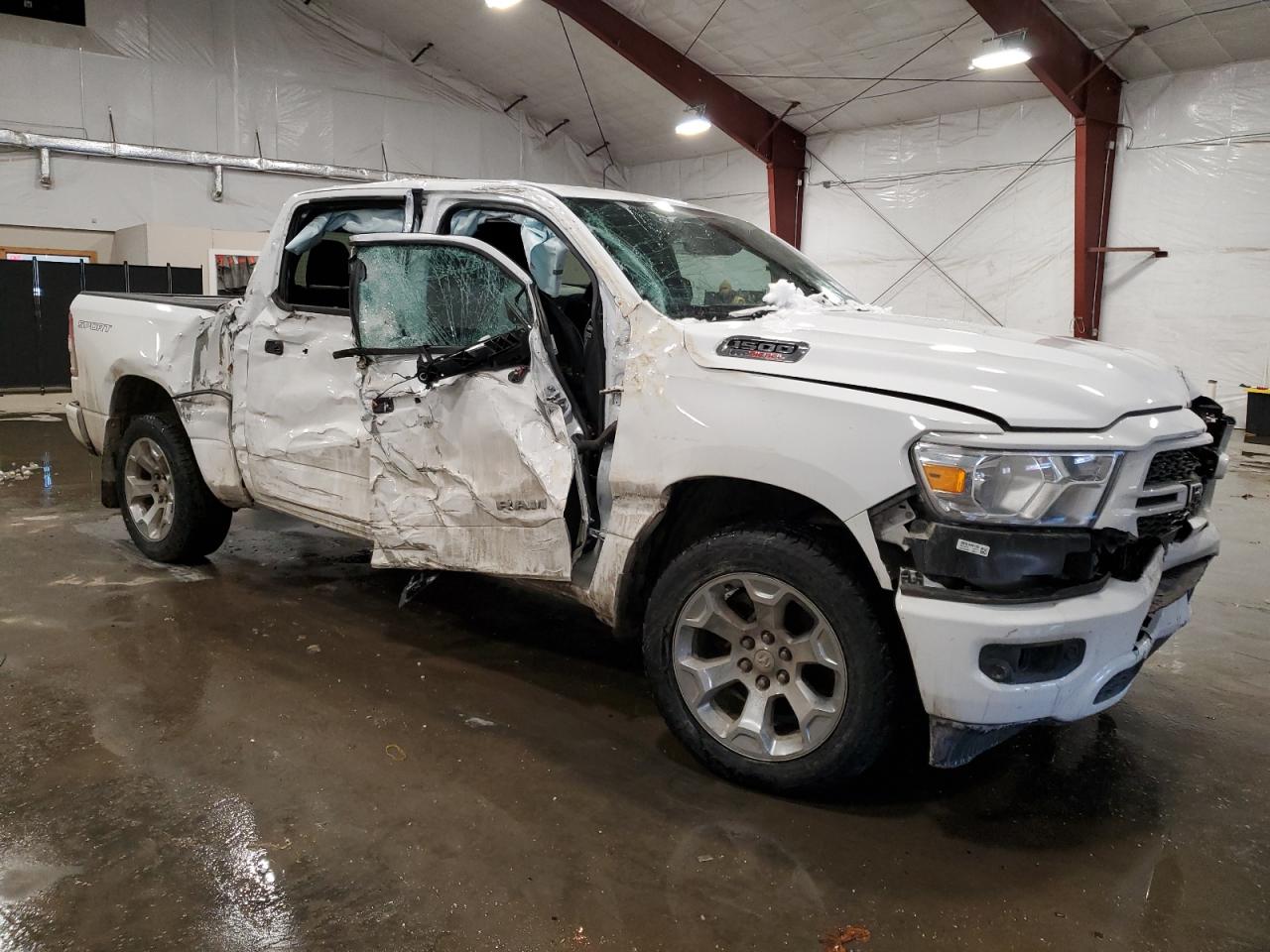 2022 RAM 1500 - Image 4