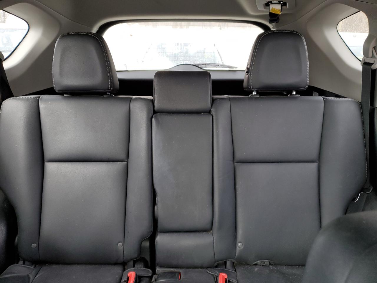 2015 Toyota RAV 4 - Image 10