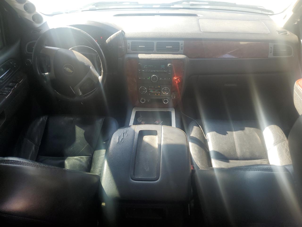 2011 Chevrolet Silverado - Image 8