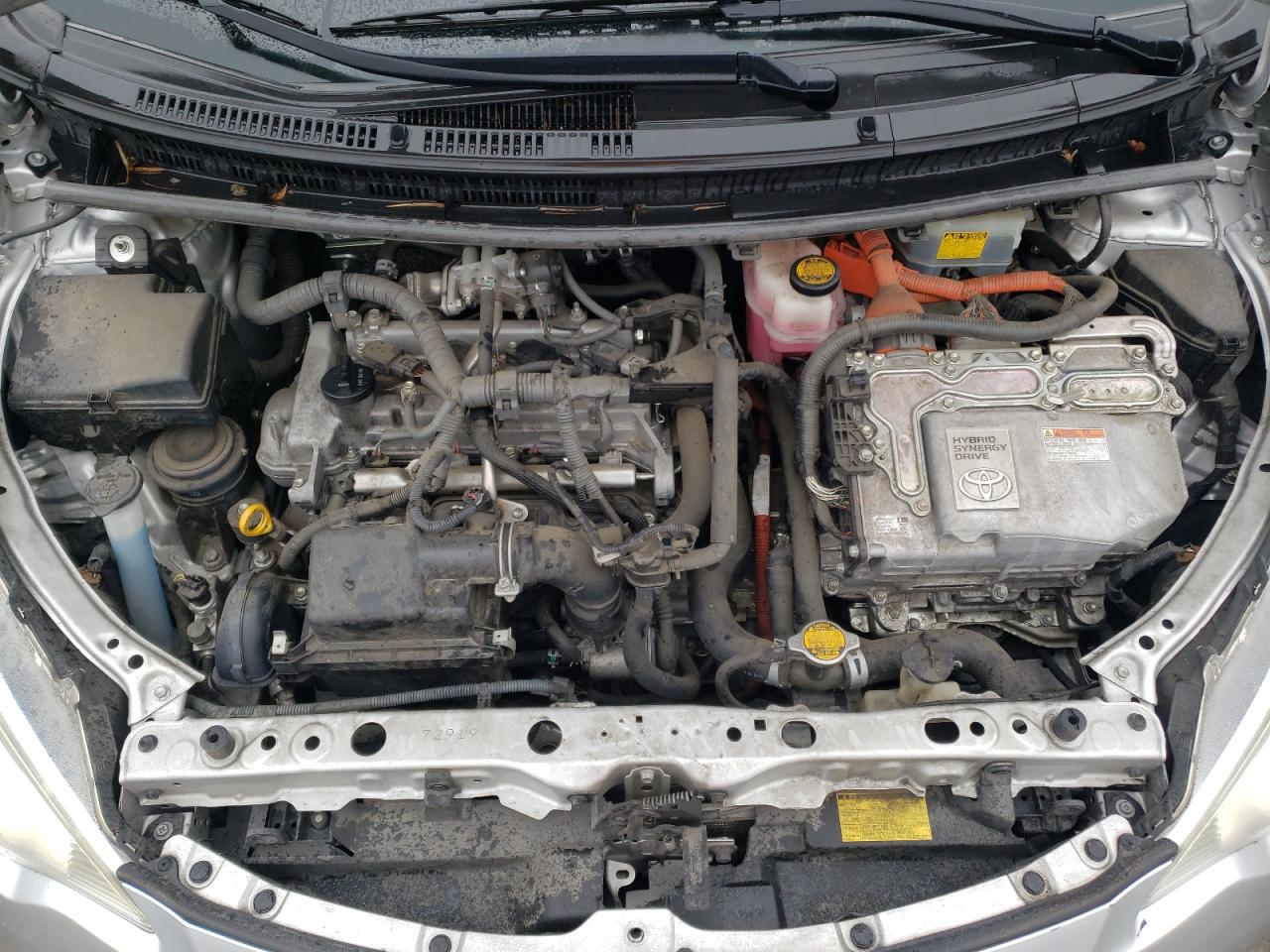 2012 Toyota Prius - Image 12